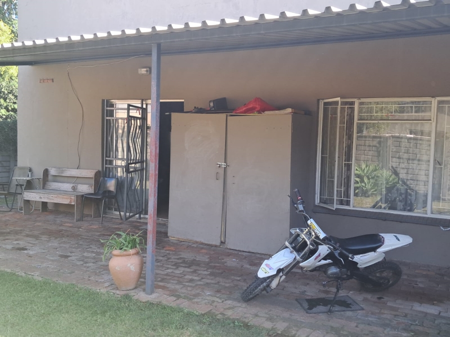 5 Bedroom Property for Sale in Brits North West